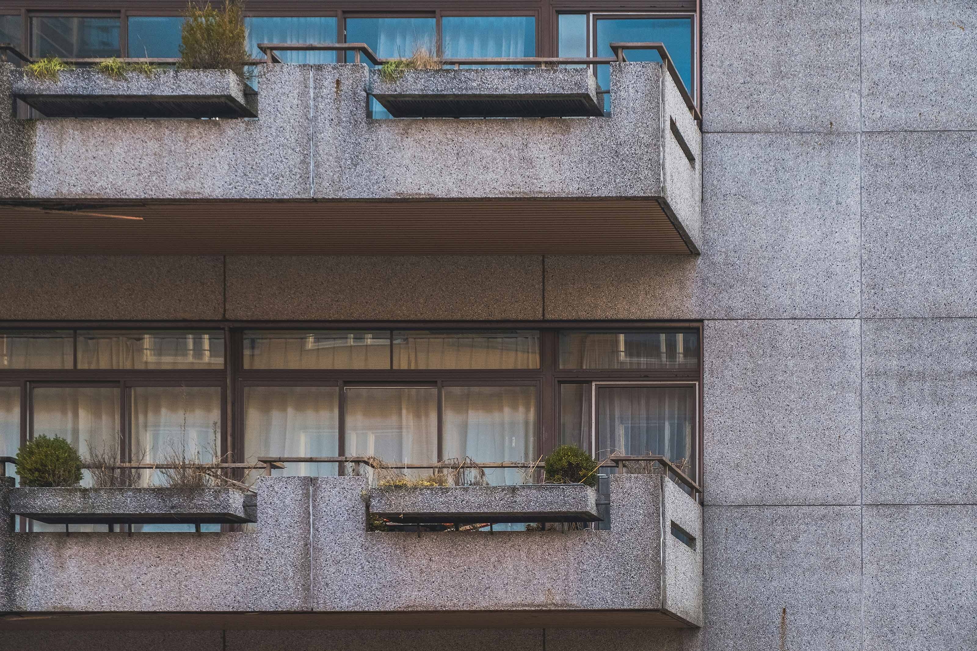 Brutalist Yapı