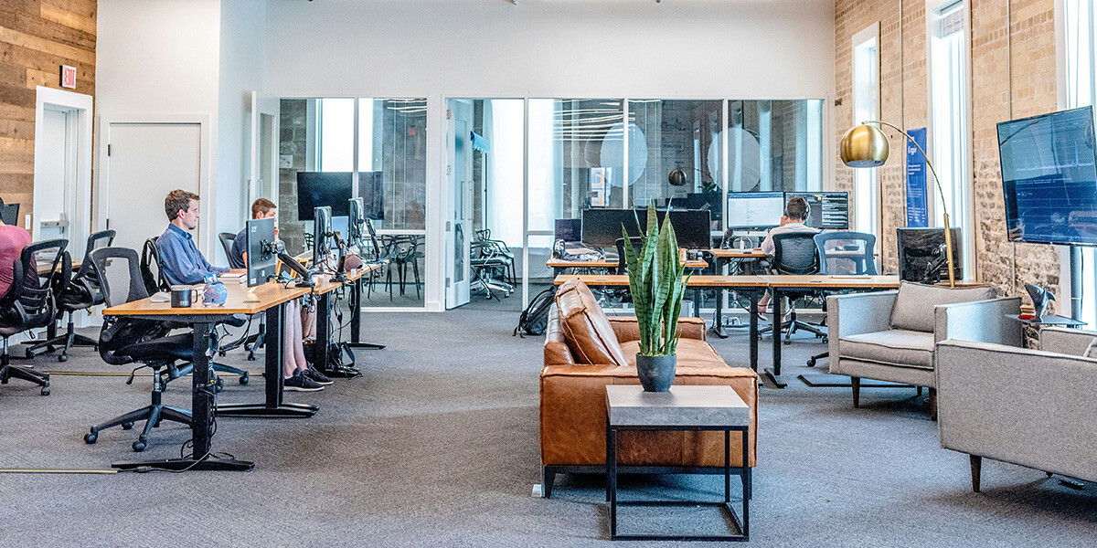 ofiste iskandinav tasarımı