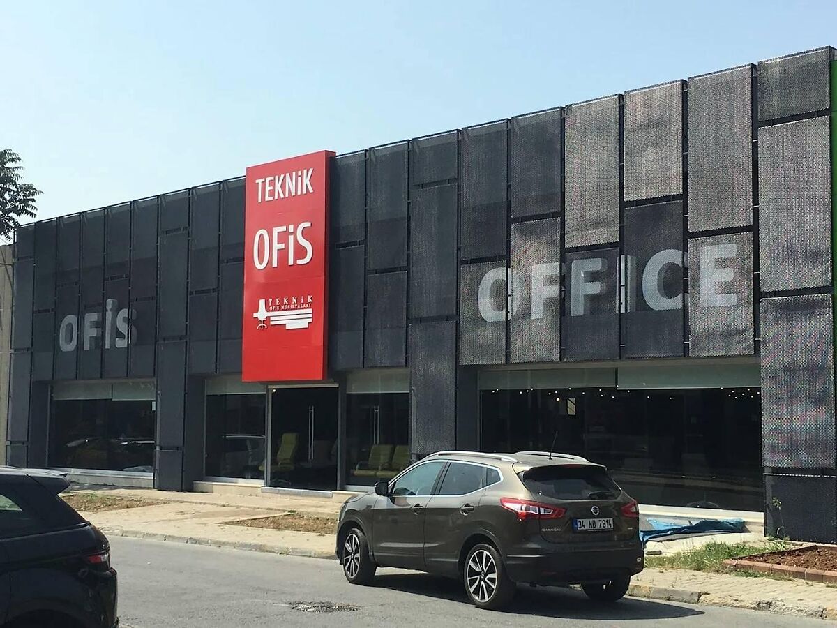 Teknik Ofis Mobilyaları showroom