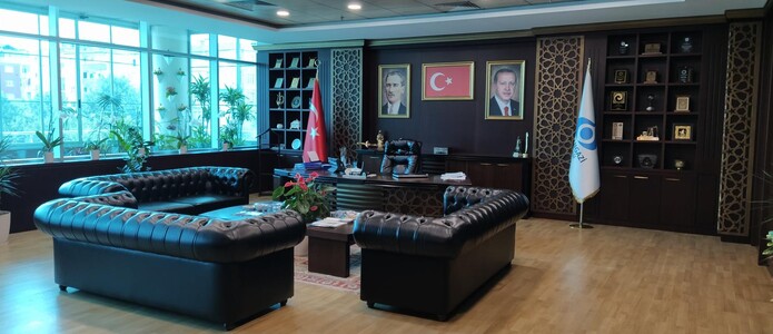 TC Sultangazi Belediyesi Başkanlık Odası