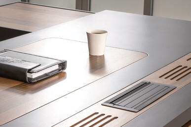 Patran Etajerli Makam Masası - küçük detay görsel 2 - Makam Masaları